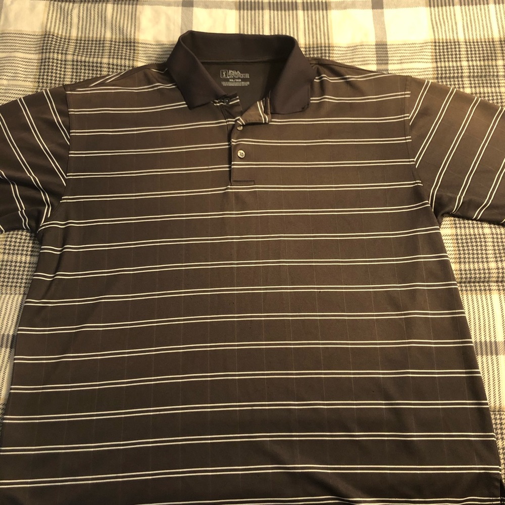Men’s Short Sleeve Polo Style Shirt